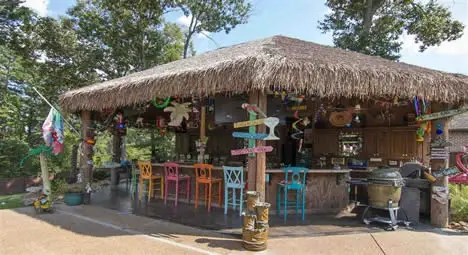 Tiki bar outdoor man cave