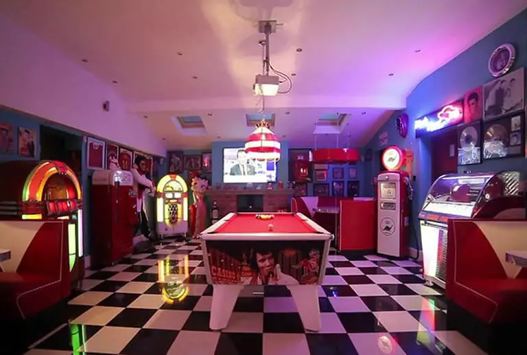 Retro Man Cave